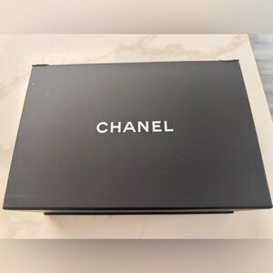Authentic Chanel black gift storage box w/ magnetic lid for medium flap purse